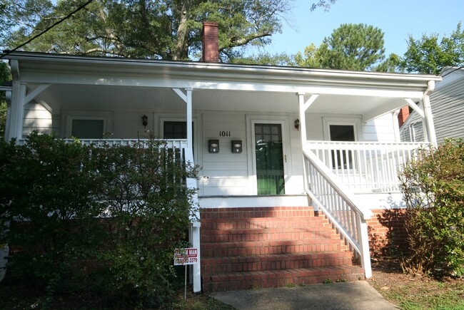 property at 1011 Clarendon St