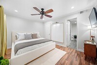 3131 Southwest Fwy photo'