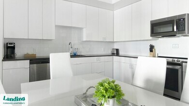 4950 W Prescott St, Unit 5201 in Tampa, FL - Foto de edificio - Building Photo