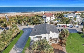 1 2nd Ave in Tybee Island, GA - Foto de edificio - Building Photo
