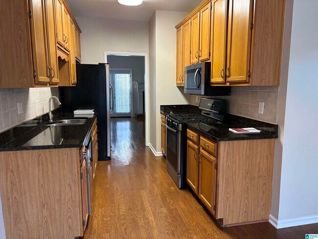 241 Meadow Croft Cir in Birmingham, AL - Building Photo - Building Photo