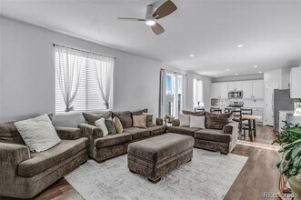 12432 E 101st Pl in Commerce City, CO - Building Photo - Building Photo