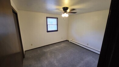 60 Meadowbrook Cir in New Middletown, OH - Building Photo - Building Photo