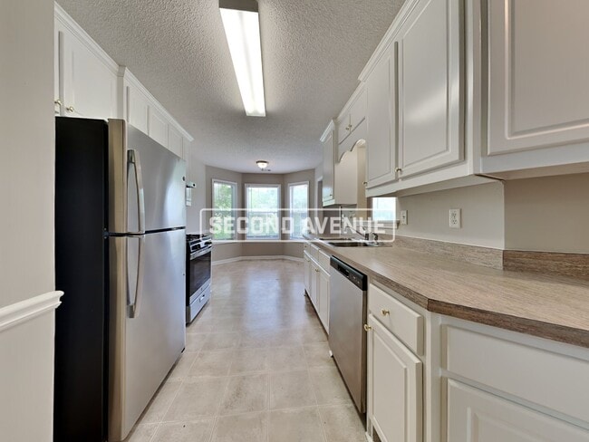 661 Morningside Dr N in Stockbridge, GA - Foto de edificio - Building Photo