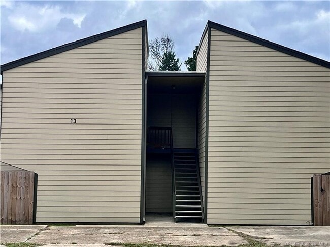 property at 1020 W McNeese St