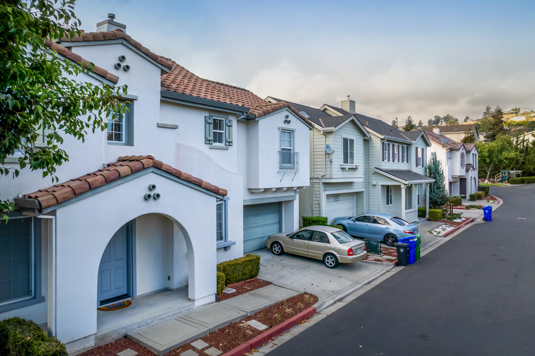 Marcella Grove in San Leandro, CA - Building Photo