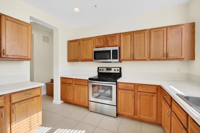 770 Millbrae Ct in West Palm Beach, FL - Building Photo - Building Photo