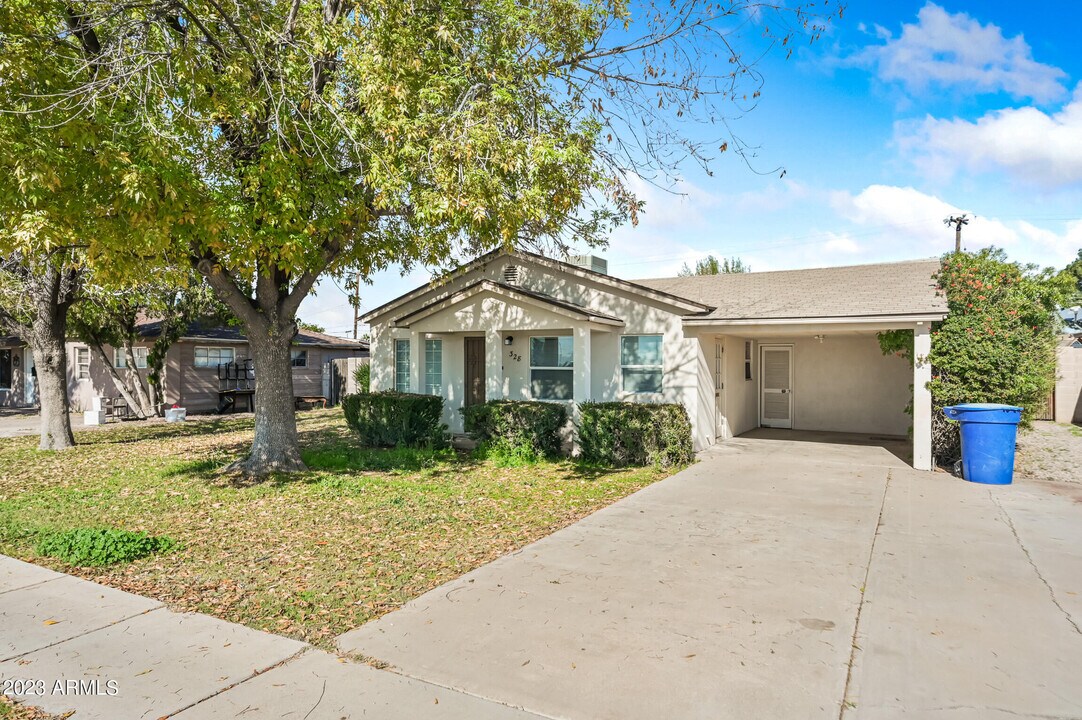328 W Oakland St in Chandler, AZ - Building Photo