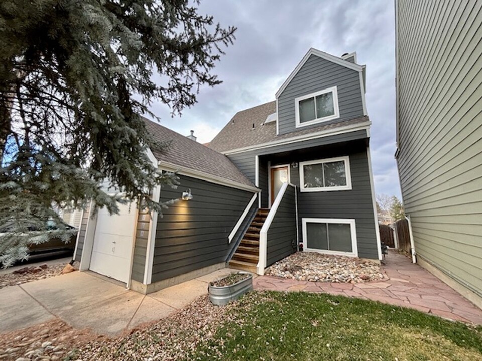 4884 Brandon Creek Dr in Boulder, CO - Building Photo