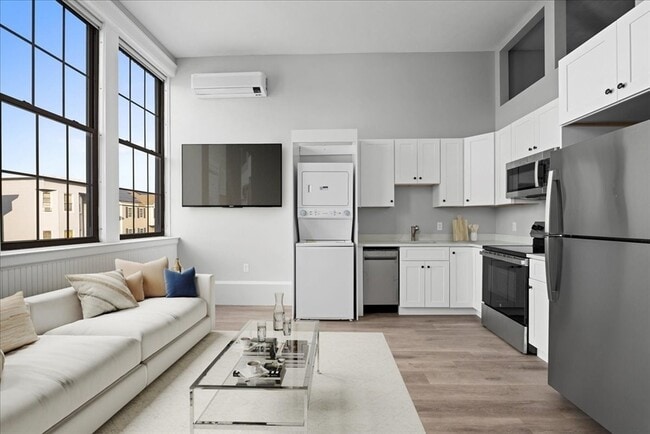 22 Waverly St in Worcester, MA - Foto de edificio - Building Photo