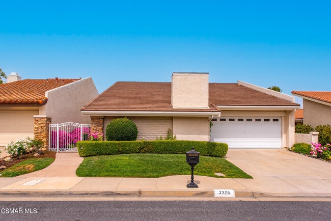 2379 Leeward Cir in Westlake Village, CA - Building Photo - Building Photo