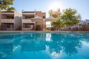 Ascent on Spence in Tempe, AZ - Building Photo