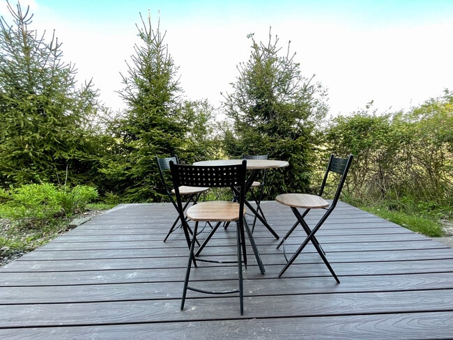 property at 411 Summerhill Dr