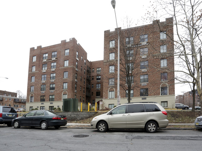 Lincoln Avenue Apartments in Orange, NJ - Building Photo - Building Photo