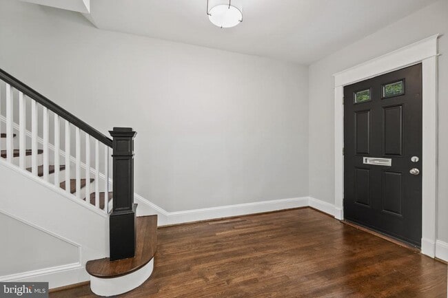 3551 Hertford Pl NW in Washington, DC - Building Photo - Building Photo
