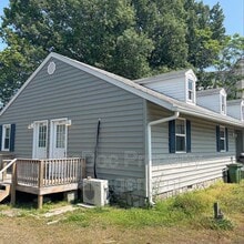 201 N Irving Ave in Colonial Beach, VA - Building Photo - Building Photo
