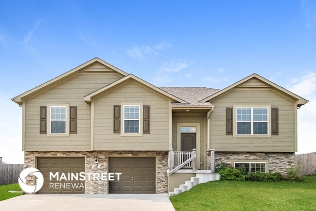 property at 407 192nd St