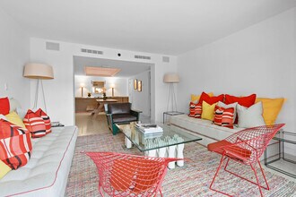 170 N Ocean Blvd in Palm Beach, FL - Building Photo - Building Photo