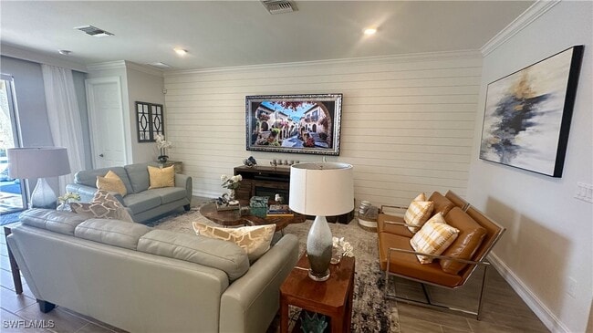 property at 3108 Royal Gardens Ave