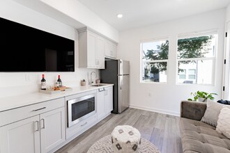 10450 Galen Wy in San Diego, CA - Building Photo - Building Photo