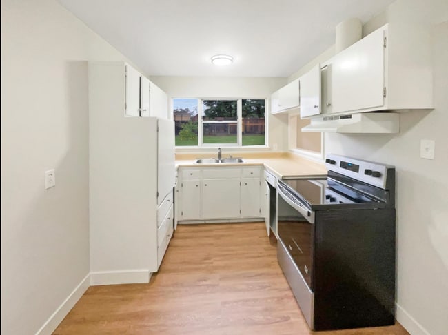 8255 Oahu Dr in Fair Oaks, CA - Building Photo - Building Photo