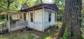 15391 Flud Rd in Kemp, TX - Building Photo