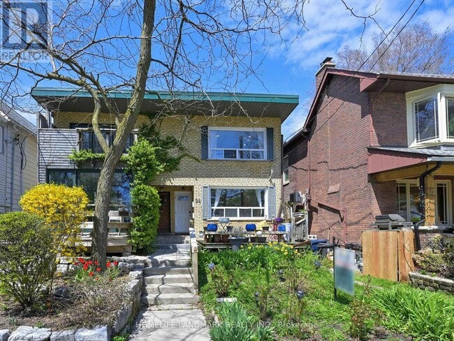 property at 24 Kewbeach Ave