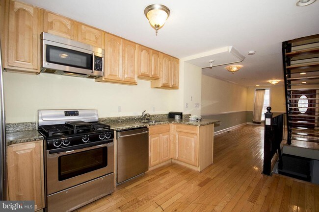 1122 W Hamburg St photo'