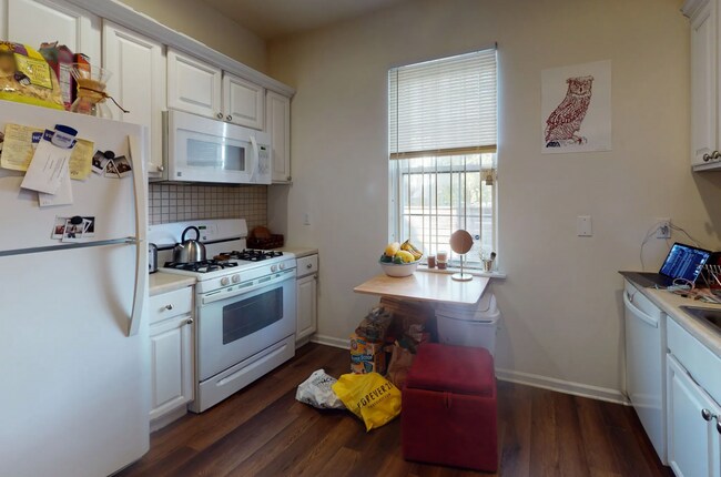 property at 1739 W Berks St