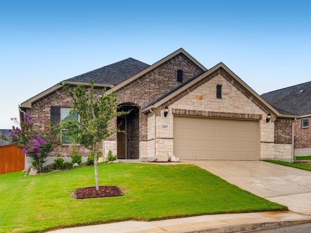 13827 Quiet Fox Ln in San Antonio, TX - Building Photo - Building Photo