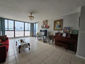 7100 Sunshine Skyway Ln S in St. Petersburg, FL - Building Photo - Building Photo