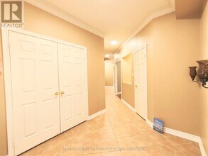 279 Twin Hills Crescent in Vaughan, ON - Building Photo - Building Photo