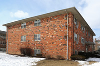 Eagleton Apartments in Palatine, IL - Foto de edificio - Building Photo