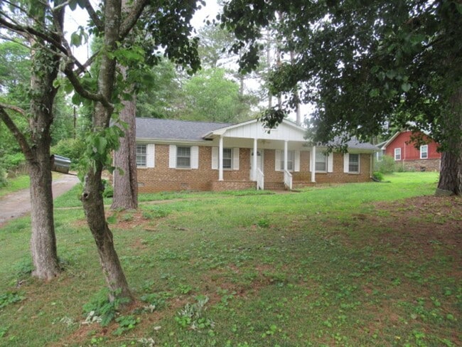 70 Gibson Dr in Carrollton, GA - Building Photo - Building Photo