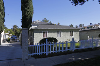 14721 Sylvan St in Van Nuys, CA - Building Photo - Building Photo