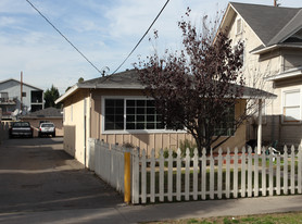 583-585 Walnut Ave in Long Beach, CA - Building Photo