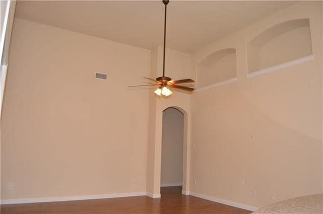 property at 544 Braewick Dr