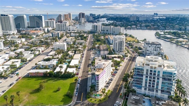 720 Bayshore Dr, Unit 701 in Fort Lauderdale, FL - Building Photo - Building Photo