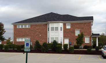 Lincolnshire Court in Plainfield, IL - Building Photo - Building Photo