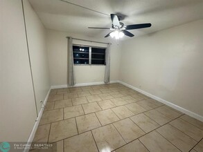 5800 Margate Blvd in Margate, FL - Building Photo - Building Photo