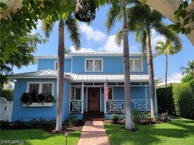 287 11th Ave S in Naples, FL - Building Photo