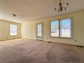 3324 Donnett Ln in Spring Lake, NC - Building Photo - Building Photo