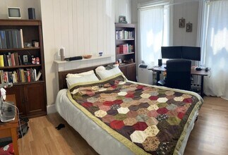 7 Johnny Ct in Boston, MA - Foto de edificio - Building Photo