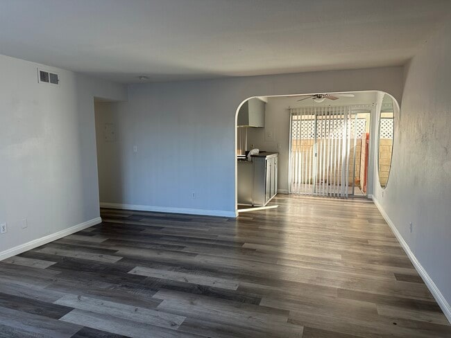 17011 Pinehurst Ln, Unit #B