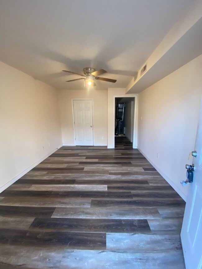 1611 Nutwood St in Bowling Green, KY - Building Photo - Building Photo