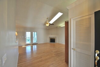 141 Anglewood Dr in Crossville, TN - Building Photo - Building Photo