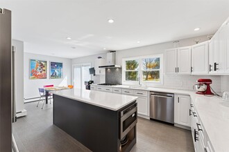 11 Oneck Rd in Westhampton Beach, NY - Building Photo - Building Photo