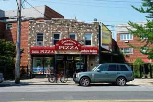 553-557 Soundview Ave in Bronx, NY - Building Photo