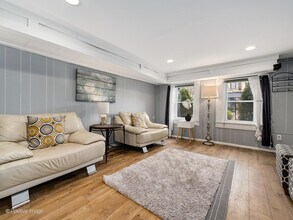 1424 W Diversey Pkwy in Chicago, IL - Building Photo - Building Photo