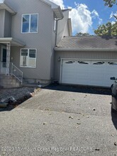 64 Van Ness Dr in Brick, NJ - Building Photo - Building Photo